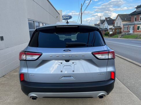 Used 2022 Ford Escape SE AWD/4WD image 5