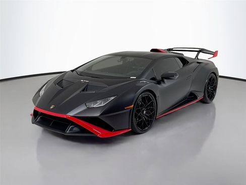 Used 2022 Lamborghini Huracan STO RWD image 10