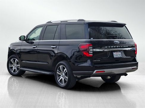 Used 2023 Ford Expedition Limited image 6