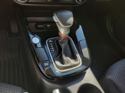 Used 2024 Kia Soul S FWD image 7