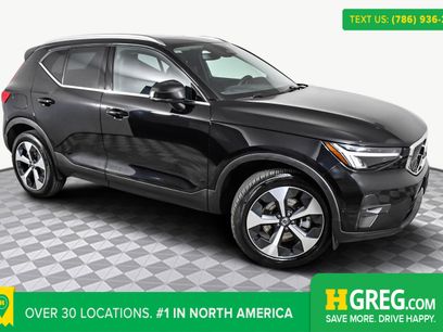 Used 2025 Volvo XC40 B5 Plus