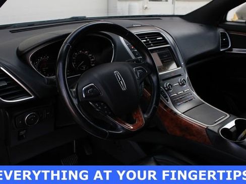 Used 2018 Lincoln MKX Reserve w/ Lincoln MKX Climate Package image 2