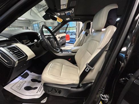 Used 2020 Land Rover Range Rover Sport HSE image 57