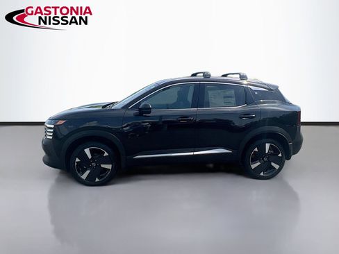 Used 2026 Nissan Kicks SR FWD image 5