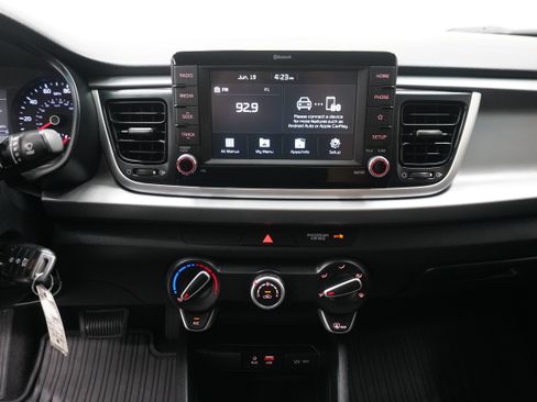 Used 2020 Kia Rio S FWD image 17
