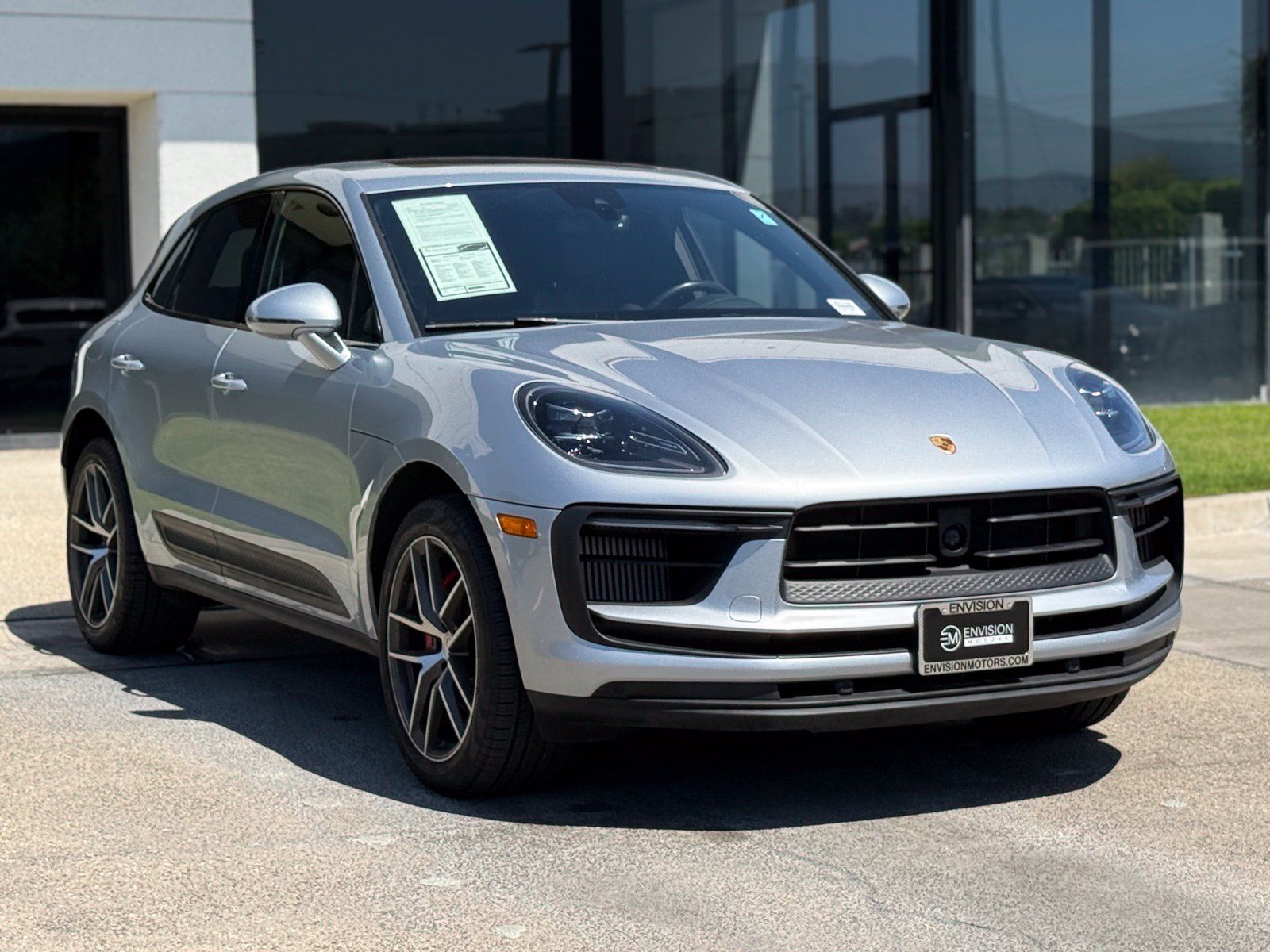 Used 2023 Porsche Macan S AWD/4WD image 7
