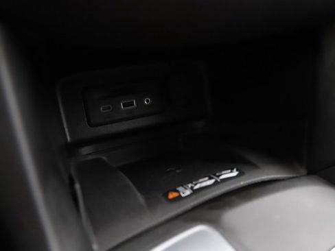 Used 2021 Chevrolet Equinox Premier image 26