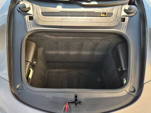 Used 2015 Porsche 911 Carrera 4S image 32