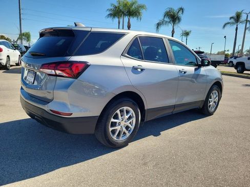 Certified 2024 Chevrolet Equinox LS w/ LS Convenience Package image 4