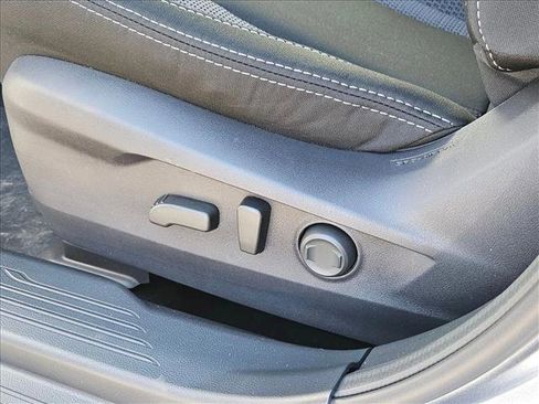 New 2025 Subaru Outback Premium image 4