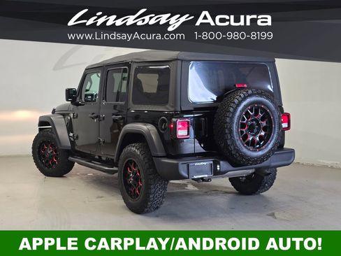 Used 2018 Jeep Wrangler Unlimited Sport S AWD/4WD image 4