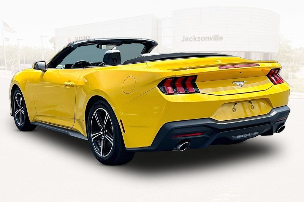 Used 2024 Ford Mustang Premium RWD image 4