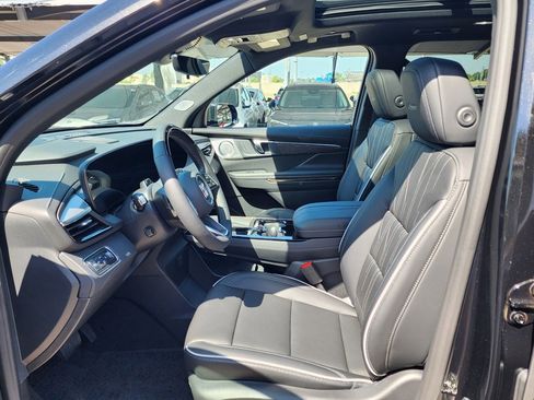 New 2026 Buick Enclave Avenir w/ Super Cruise Package image 16