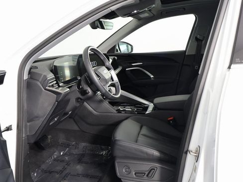 Used 2025 Audi Q5 Premium w/ Convenience Package AWD/4WD image 10
