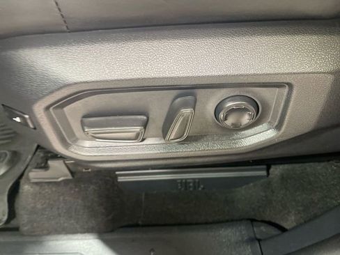 Used 2023 Toyota Tundra Platinum image 12