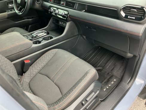 Used 2023 Honda Pilot Sport image 30