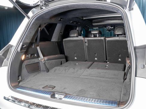 New 2025 Mercedes-Benz GLS 63 AMG 4MATIC image 7