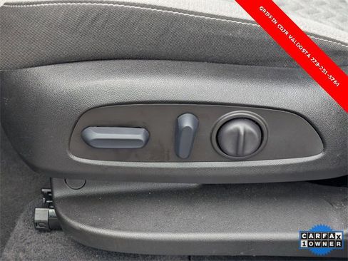 Used 2023 Chevrolet Equinox LS w/ LS Convenience Package image 20