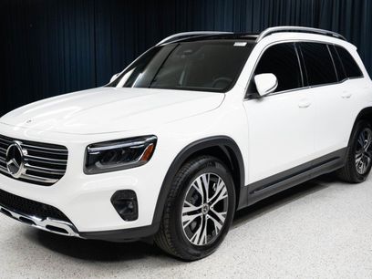 New 2026 Mercedes-Benz GLB 250