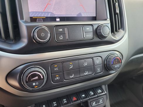 Used 2022 Chevrolet Colorado ZR2 w/ LPO, Power Package image 24