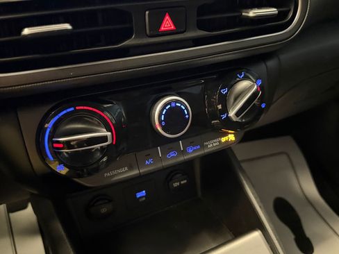 Used 2023 Hyundai Kona SEL w/ Cargo Package image 15