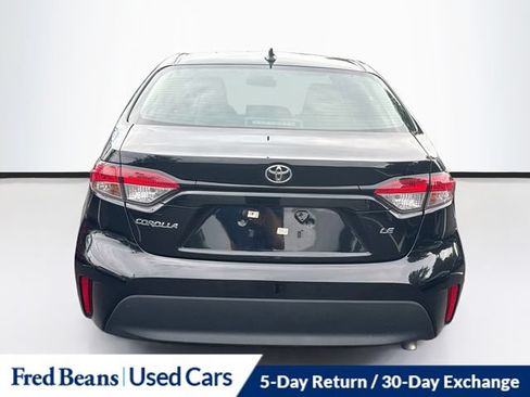 Used 2024 Toyota Corolla LE FWD image 8