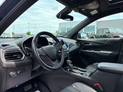 Used 2022 Chevrolet Equinox RS w/ RS Leather Package FWD image 16