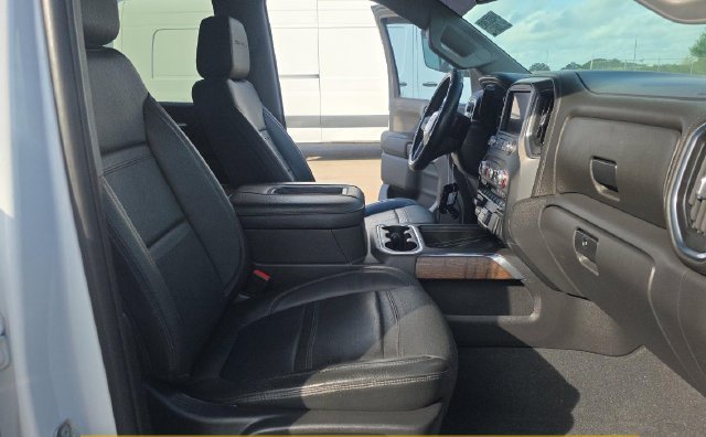 Used 2022 GMC Sierra 1500 Denali w/ Denali Premium Package AWD/4WD image 3