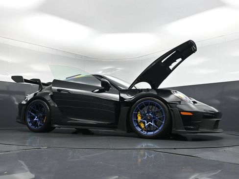 Certified 2024 Porsche 911 GT3 RS RWD image 32