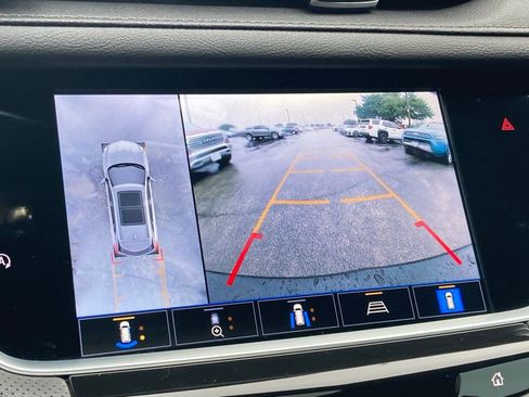 Used 2023 Cadillac XT5 Premium Luxury w/ Technology Package image 22