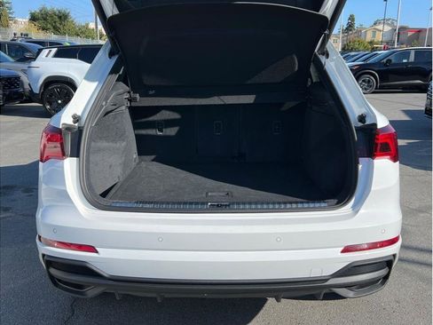 Used 2023 Audi Q3 2.0T Premium image 5