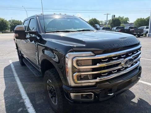 Used 2024 Ford F250 Platinum w/ Tremor Off-Road Package AWD/4WD image 2