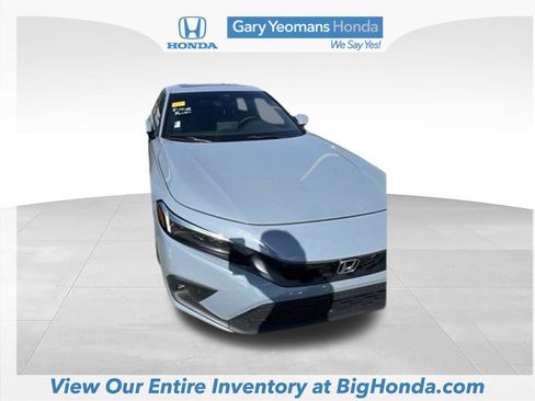 Used 2024 Honda Civic Sport Touring image 9