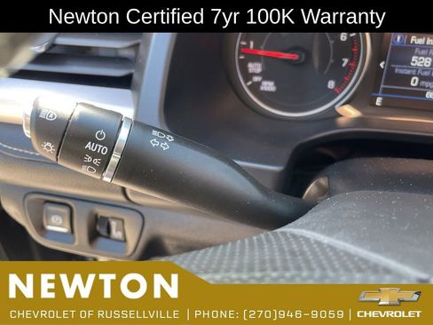 Used 2023 GMC Acadia SLE FWD image 15