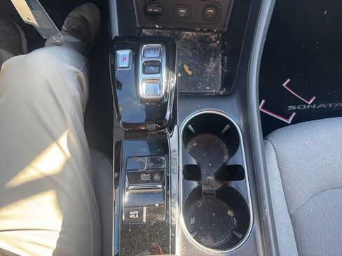 Used 2022 Hyundai Sonata SE image 13