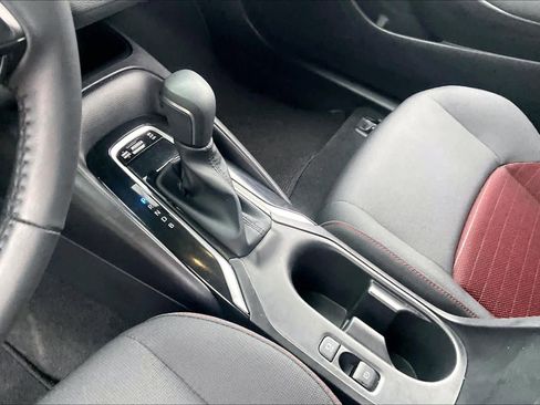 Used 2026 Toyota Corolla SE FWD image 16