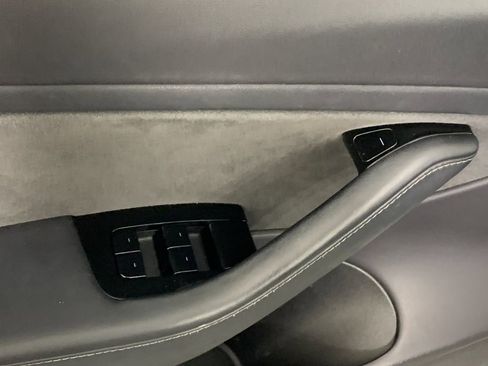 Used 2019 Tesla Model 3 Long Range image 15