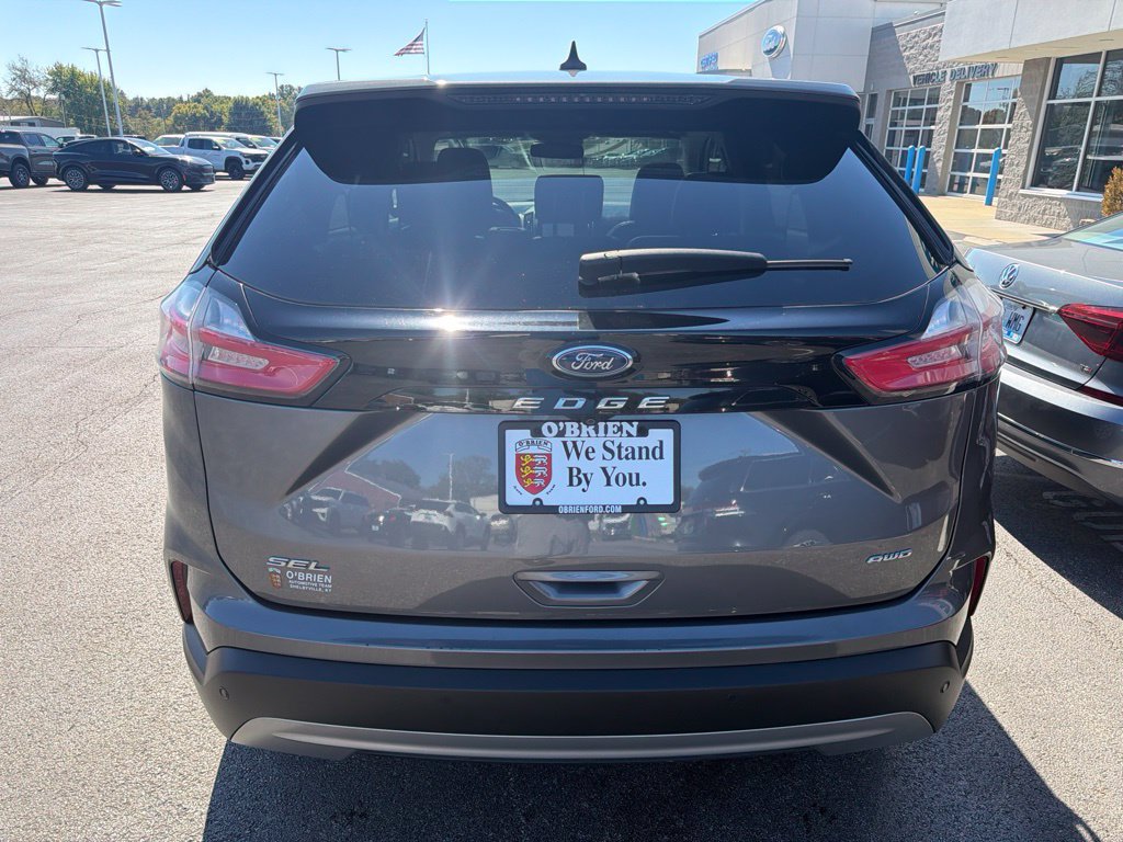 Used 2024 Ford Edge SEL w/ Convenience Package AWD/4WD image 4