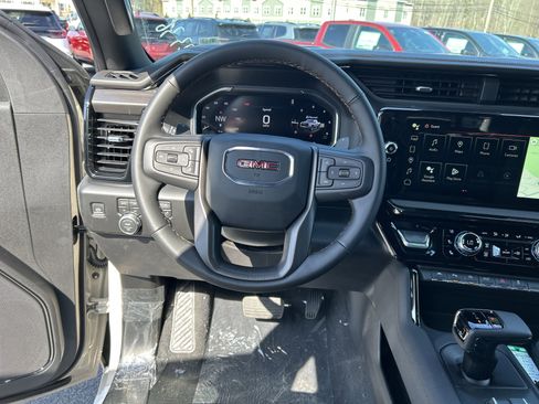 New 2026 GMC Sierra 1500 AT4 w/ AT4 Premium Package AWD/4WD image 18