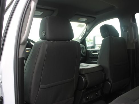 New 2026 Chevrolet Silverado 2500 Custom w/ Custom Value Package AWD/4WD image 29