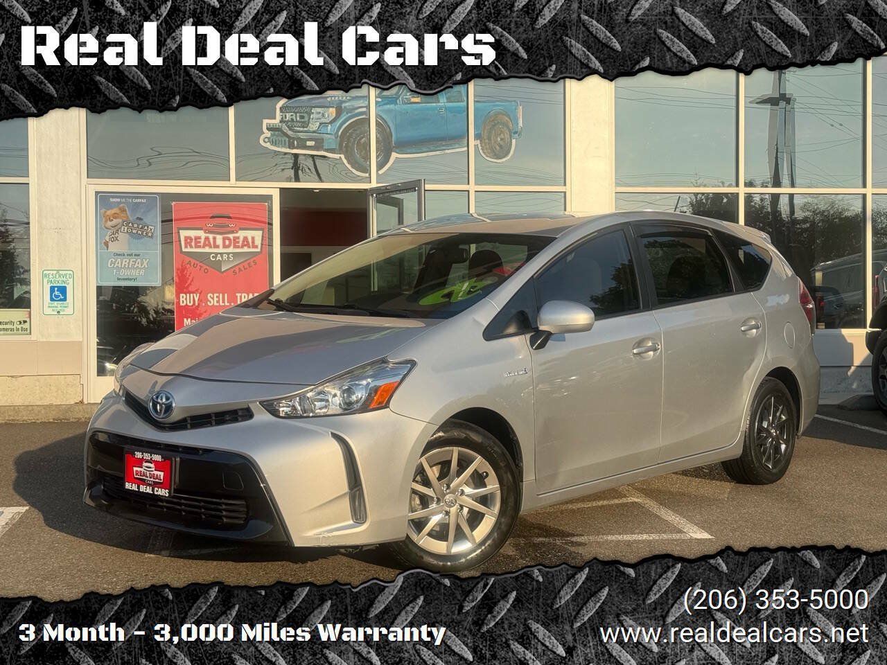 Used 2015 Toyota Prius V Four FWD image 1