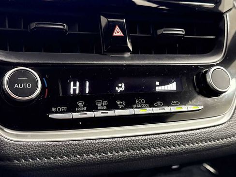 Certified 2024 Toyota Corolla SE image 21