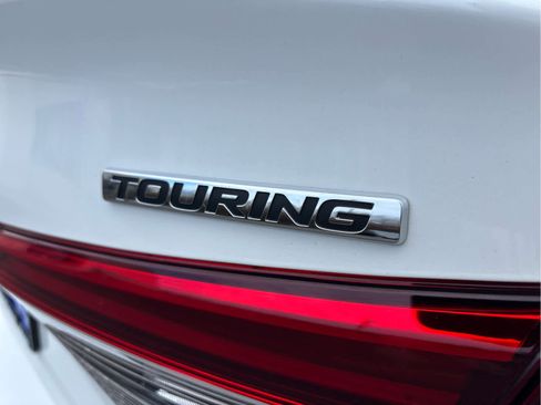 Certified 2022 Honda Civic Touring image 37