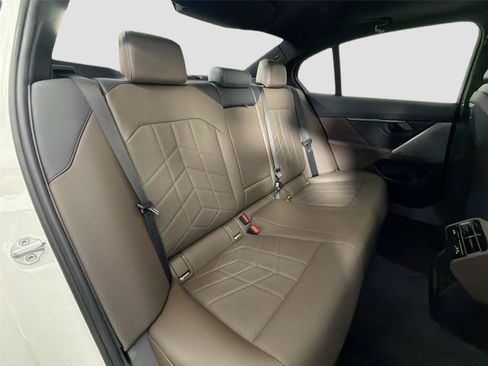 New 2026 BMW 530i w/ Premium Package RWD image 28