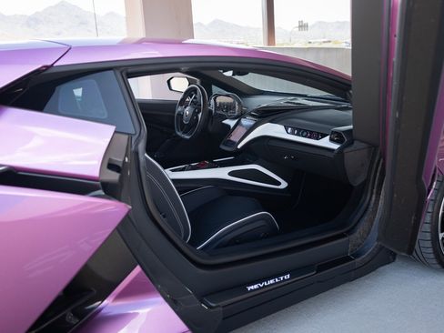 Used 2026 Lamborghini Revuelto AWD/4WD image 60
