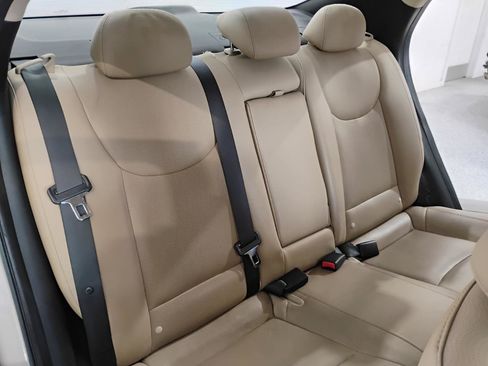 Used 2013 Hyundai Elantra Limited w/ Technology Pkg FWD image 36