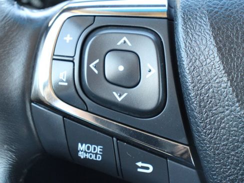 Used 2013 Toyota Avalon Limited image 24