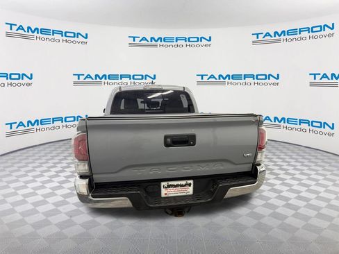 Used 2021 Toyota Tacoma TRD Off-Road AWD/4WD image 4