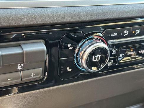 New 2026 GMC Sierra 1500 Elevation w/ LPO, Elevation Black Package image 17