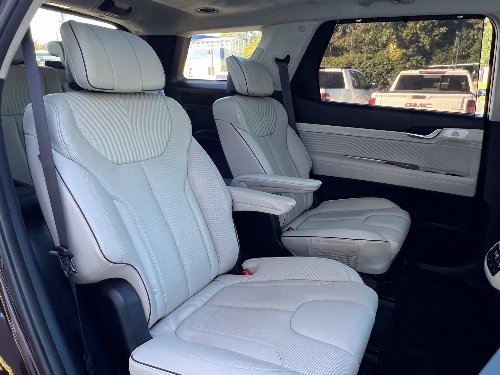 Used 2023 Hyundai Palisade Calligraphy AWD/4WD image 17